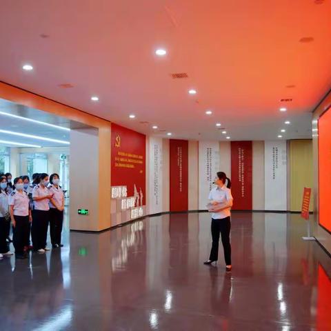 常敲廉政警示钟  守纪严律迎国庆——运城市税务局第一税务分局开展廉政警示教育