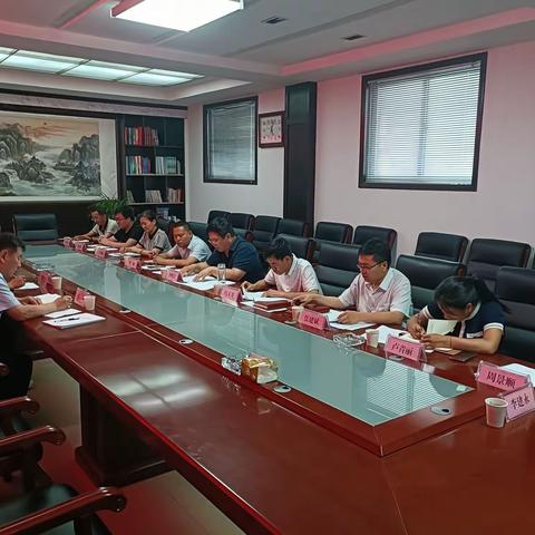 大屯镇党委理论学习中心组（扩大）2022年第六次集中学习研讨