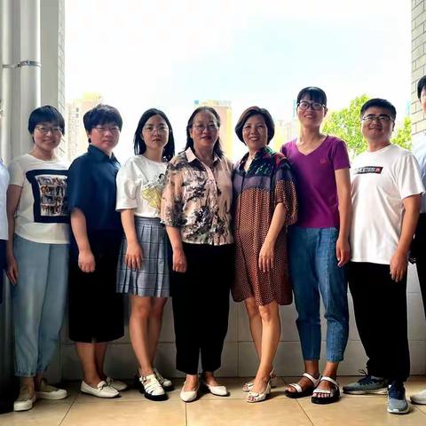 河南省济源第一中学“特色活动树典范”系列活动之十四(7)——优秀教研组展示(英才南苑语文组)