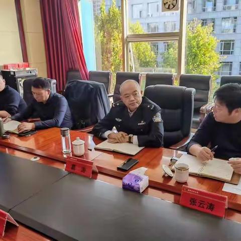 葛涛同志到裕华分局调度经侦重点案件侦办工作