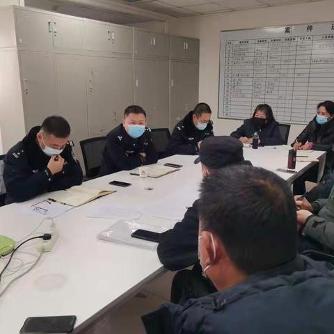 李晴杨同志到经侦大队接待信访群众