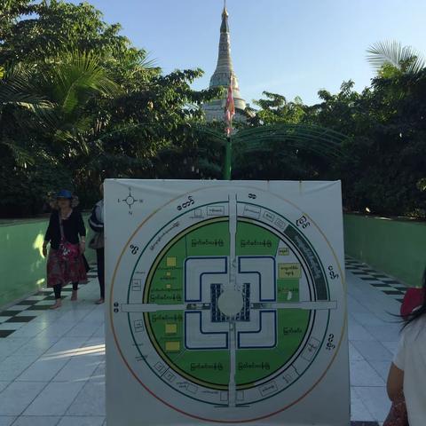 翡翠佛塔