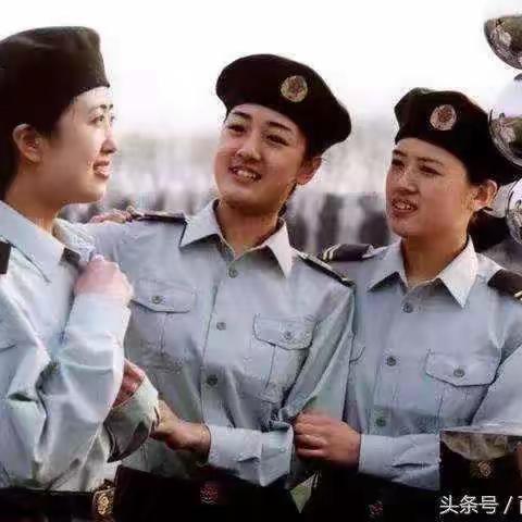 难忘的女兵班长