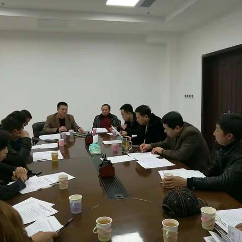 市科技局召开创建果蔬产业联盟座谈会