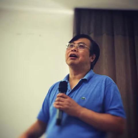 忘不了，柳袁照