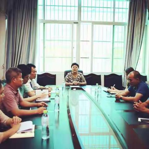 重在督查 对标整改—第四学区“双创”五月考评督查记实（一）