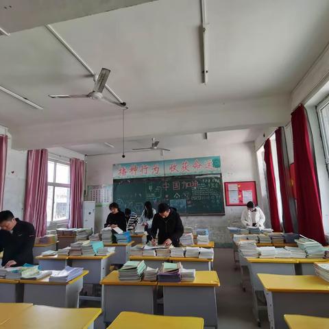 黎博寨中心小学 — 常规检查促提升   凝心聚力促教学
