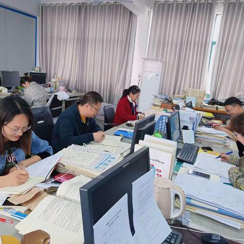 团结互助 共创佳绩