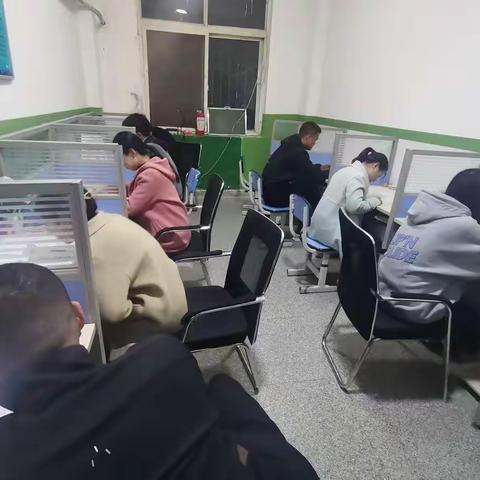 学习新课标，助推新课堂——礼县白关镇初级中学文科教研组积极开展教学研讨活动