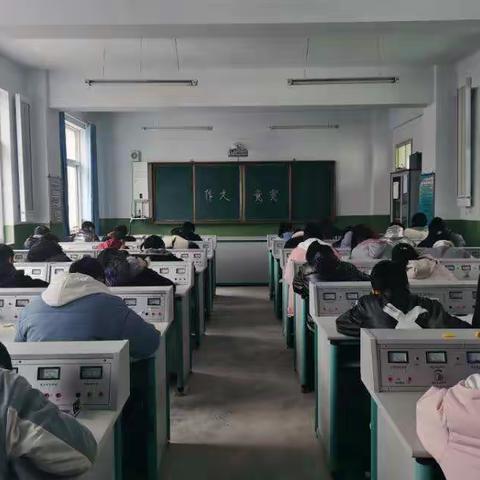 神采飞扬笔生花，思想激流撞火花——礼县白关镇初级中学积极开展作文竞赛