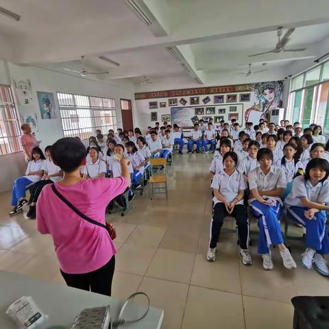 海口市琼山中学高一新学期琼剧进校园活动6月份工作汇报