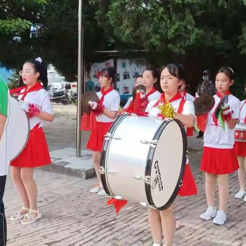 北街学校2022年庆祝六一活动暨表彰大会美篇。[庆祝][庆祝][庆祝][烟花][烟花][烟花][爆竹][爆竹][爆竹]