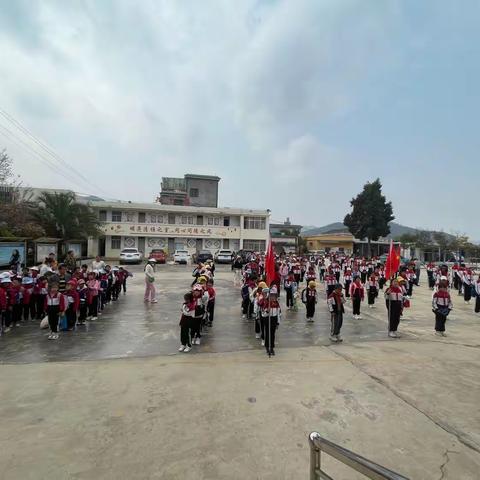 春暖花开 一起“趣”春游——盘龙区阿子营中心学校鼠街小学春游活动