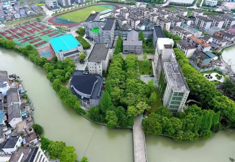 柴桥中学七三届（13）班初中同学聚会啦