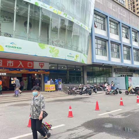 金色港湾店2023年5月6日防损行走管理