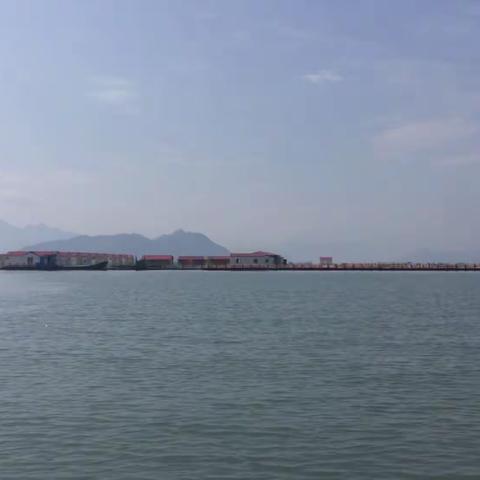 我们家门前的那片海    2021.11.4