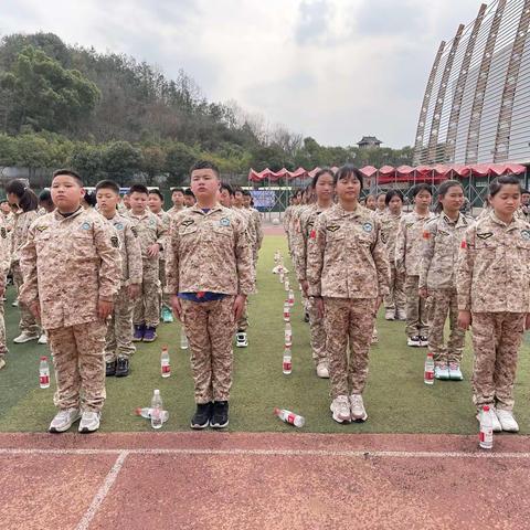 情系国防，筑梦未来 ——记壶山小学五（3）班向日葵中队走进东阳横店国防科技教育园营地研学活动