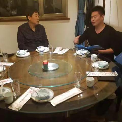 民政局在北京洽谈航天模型生产项目