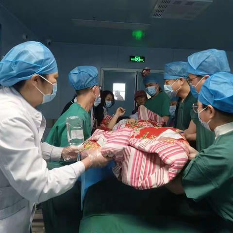 生死时速，与时间赛跑，林州市人民医院手术室