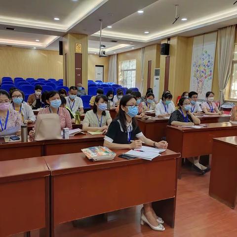 新学期新希望——记海口市第三十三小学2019——2020第二学期语文组第一次科组会议
