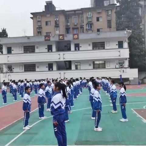 田中初一大课间展示开始啦👏👏👏