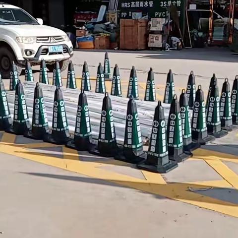 中财管道，中财锥形桶助力最美安定施工现场🚧🚧