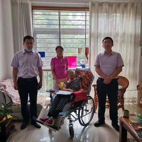 开发区用温情感动客户，上门服务暖人心