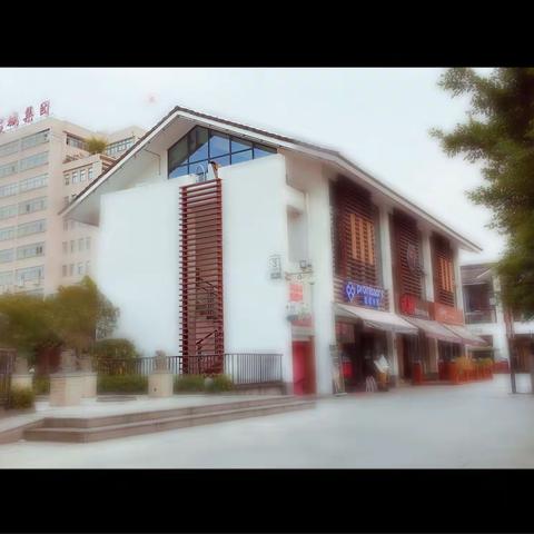 秋天真美，走走逛逛全是美景