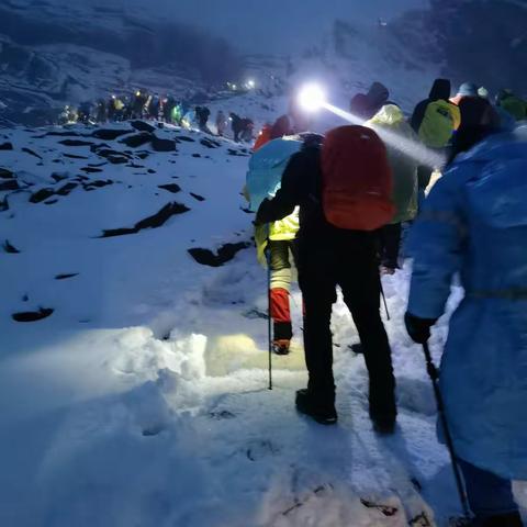 D4 四姑娘山——二峰登顶（四）