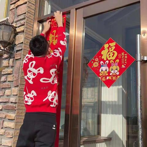 我们的“年味”——记库伦三中七年六班同学迎新年送祝福