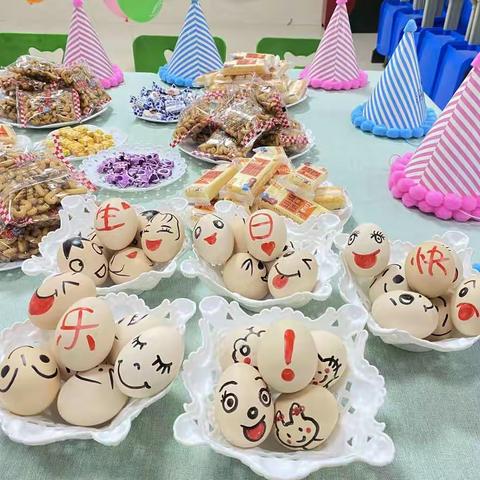 【格林童话幼儿园动态】9、10月份集体生日会：生日我最大