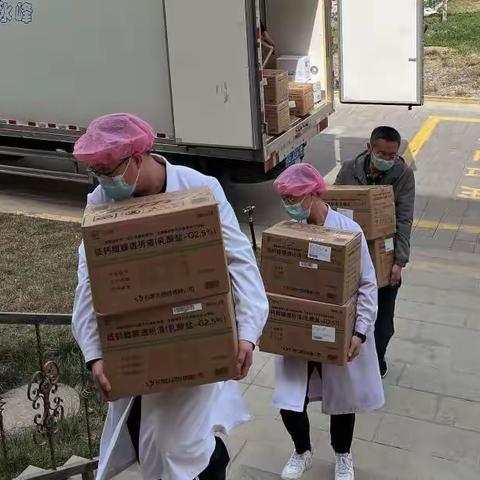 前方可贵，后方可赞--来自人民医院药剂科的故事