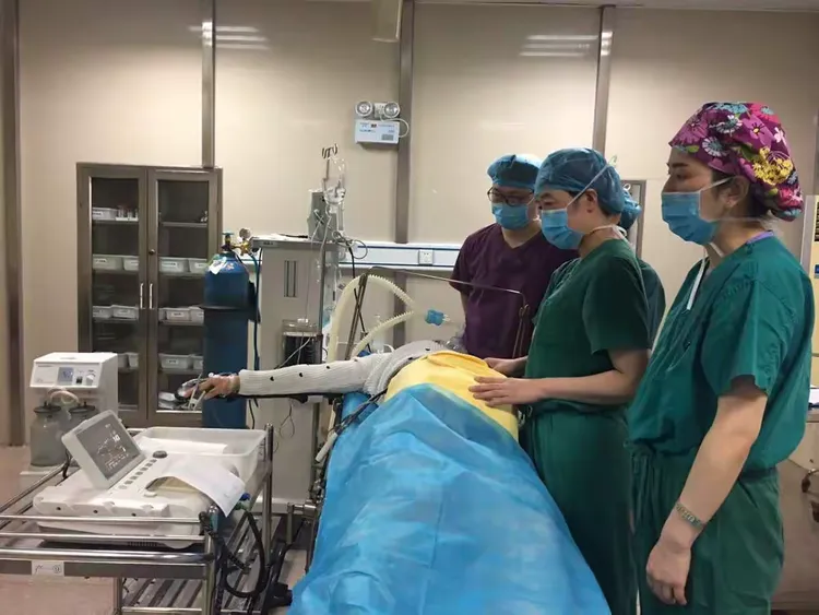 新密妇幼成功实施“外倒转术”帮助臀位宝宝“华丽”转身