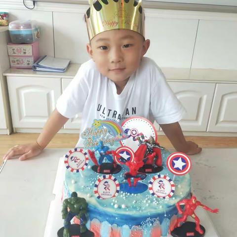 柚子宝贝，生日快乐，祝愿你每天开心快乐！