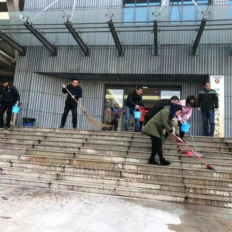 迎新春清洁家园活动—-大道在行动