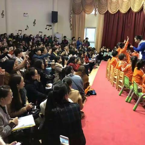 相遇共成长——王莹娟名师工作室成员参加平顶山市幼儿园半日活动研讨观摩活动