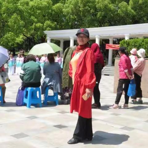 2021年四月份到5月份这段日子里在叶塞尼团队及家乡舞友们拍的些照片放这留念着回忆