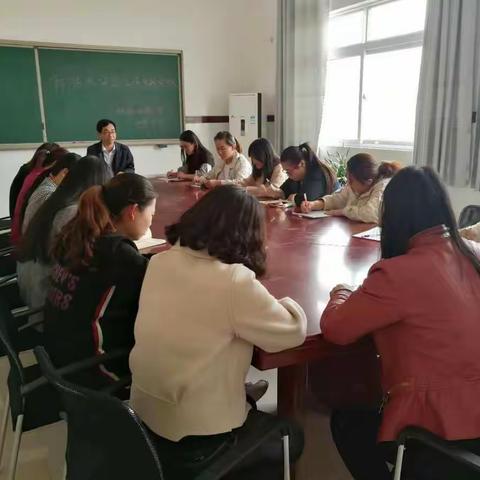 四联小学地震安全演练