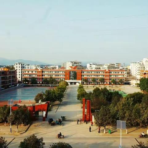 享受阅读时光 ――我在于都六小，我要做一个有书香味的快乐读书人！ 三（12）班