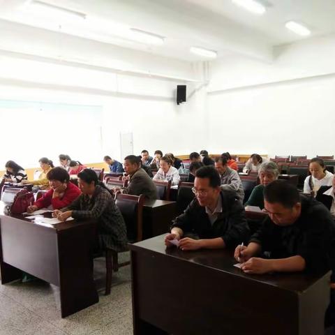 韩森寨街道办事处召开临时救助民主评议会