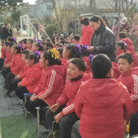 五沟营吕哨小学“庆元旦，迎新年”文艺汇演