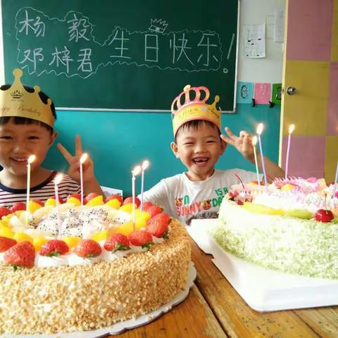 我们同年同月同日，生日快乐两个小宝贝👄