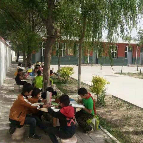 大理石阅读桌—学生的钟爱