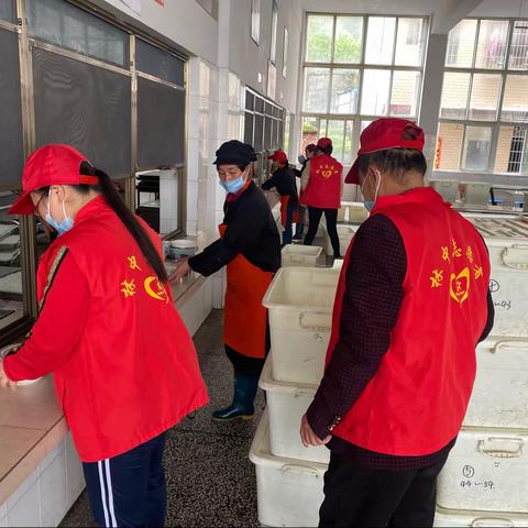348班家长义工进校园
