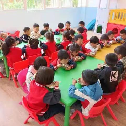 嘉盈欣悦幼儿园中班的美篇