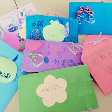 我们在做最美的情书送给我最爱的~最爱我的妈🌹妈🌹🌹