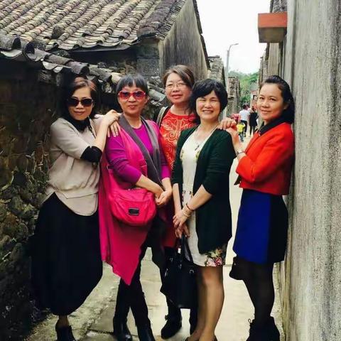 定安娘子靓如花，帅哥满天下