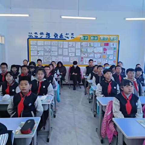 推门听课促实效 不忘初心育桃李——城南小学开展推门听课活动