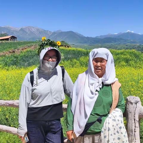 一位妈妈，大字不识，三个儿子，成家立业，妈妈年过古稀，早出晚归，自食其力，乐在其中，儿子虽心疼，顺遂老人心，愿