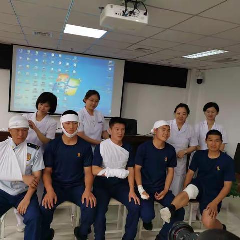 应急总医院“不忘初心、牢记使命”主题党日活动——北京消防特勤支队医疗救援培训